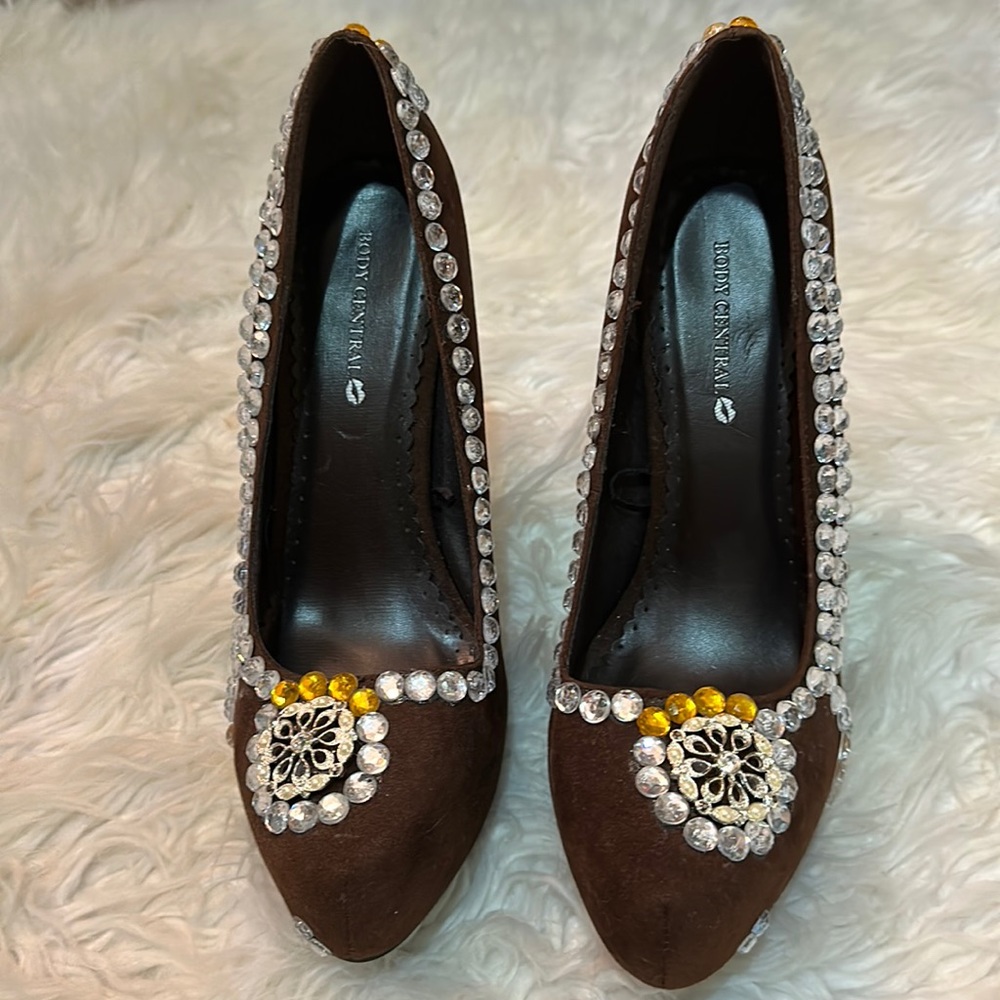 Decorated shoes. New